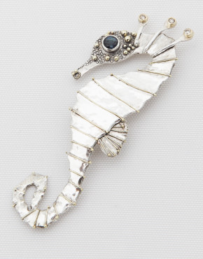 Seahorse Pendant/Brooch